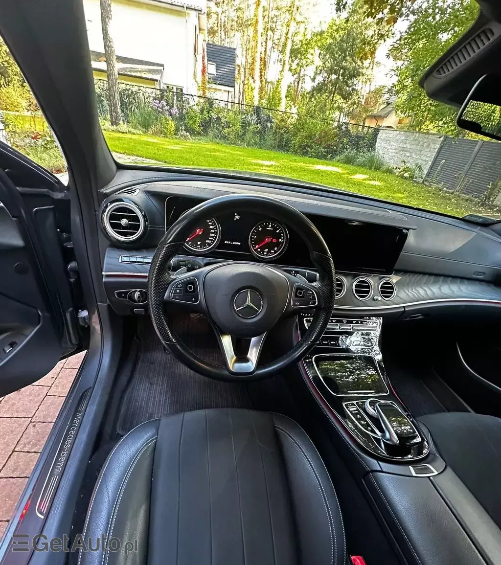 MERCEDES-BENZ Klasa E 