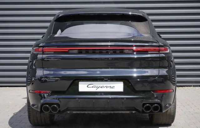 PORSCHE Cayenne Coupe S