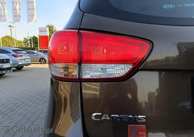 KIA Carens 