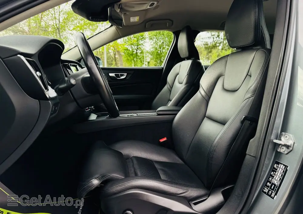 VOLVO V60 D3 Geartronic Momentum Pro