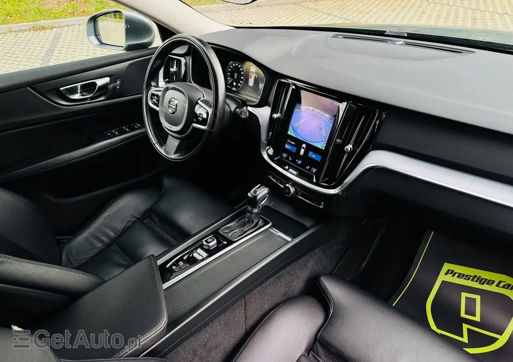 VOLVO V60 D3 Geartronic Momentum Pro