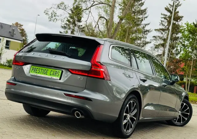 VOLVO V60 D3 Geartronic Momentum Pro