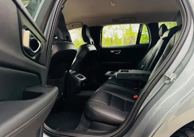 VOLVO V60 D3 Geartronic Momentum Pro