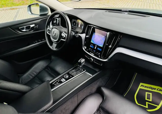 VOLVO V60 D3 Geartronic Momentum Pro
