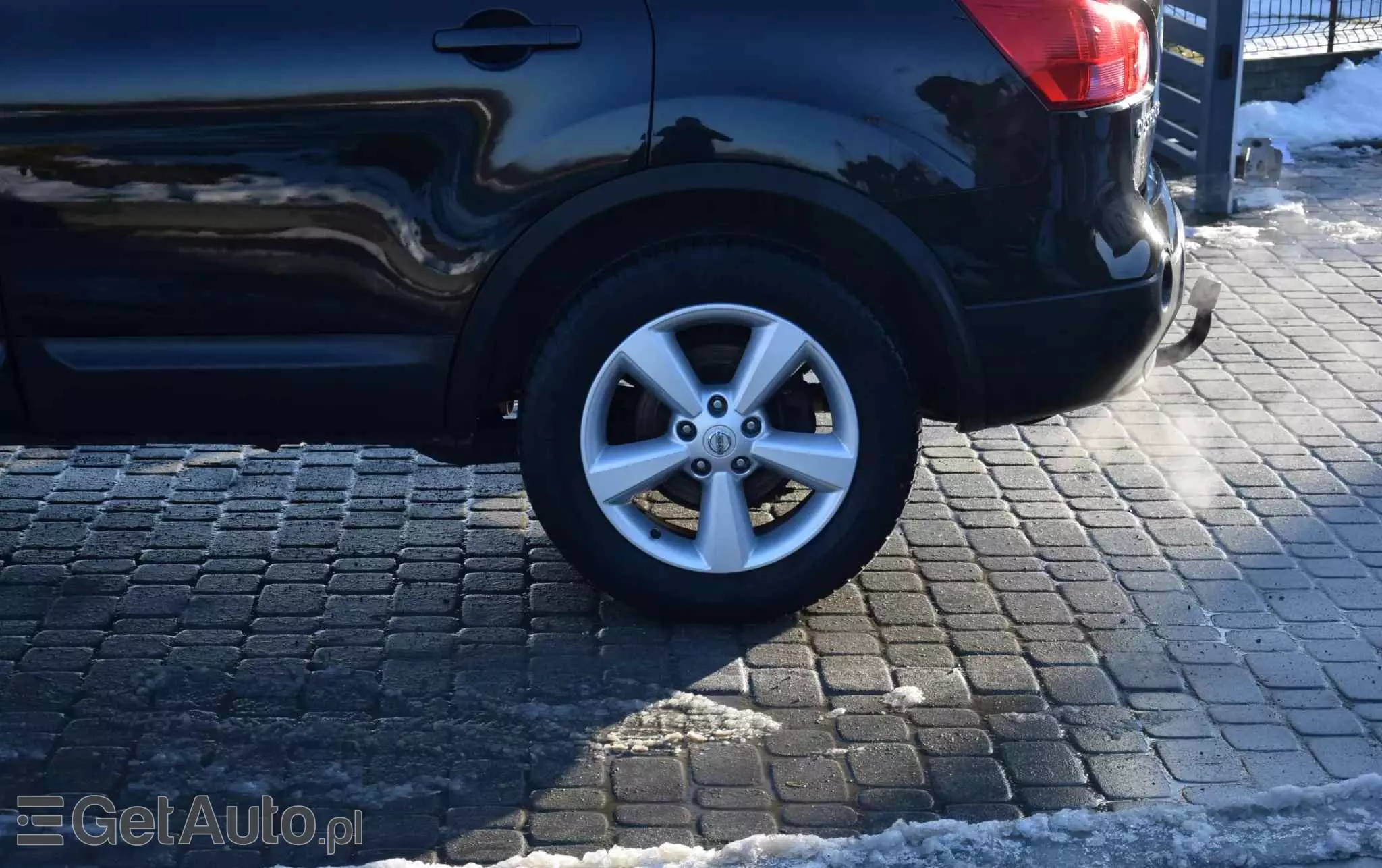 NISSAN Qashqai+2 2.0 Acenta