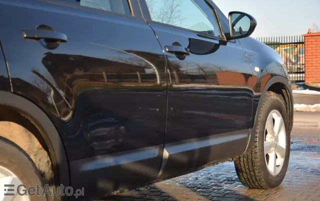 NISSAN Qashqai+2 2.0 Acenta