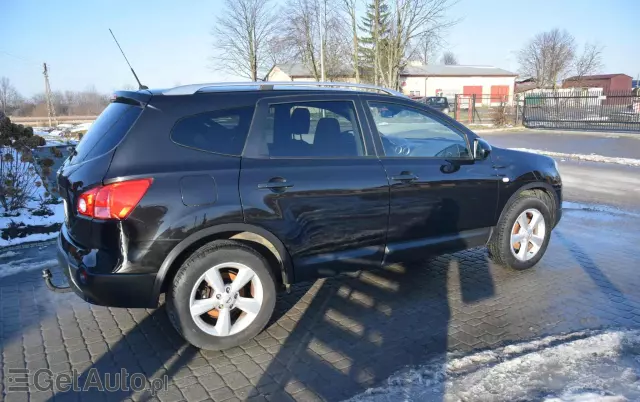 NISSAN Qashqai+2 2.0 Acenta