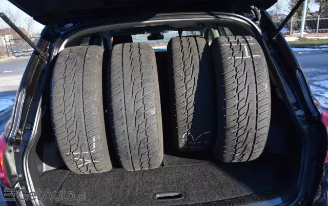 NISSAN Qashqai+2 2.0 Acenta