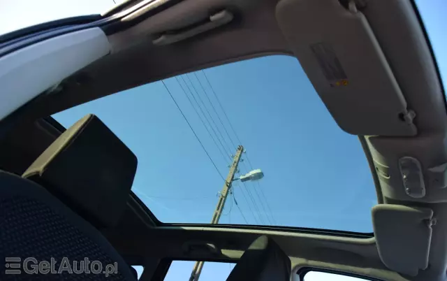 NISSAN Qashqai+2 2.0 Acenta