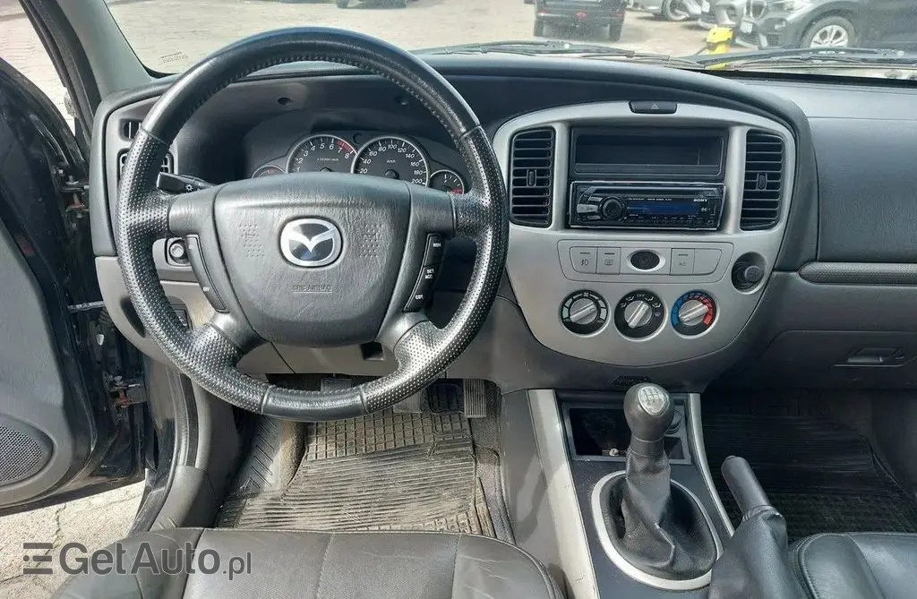 MAZDA Tribute 