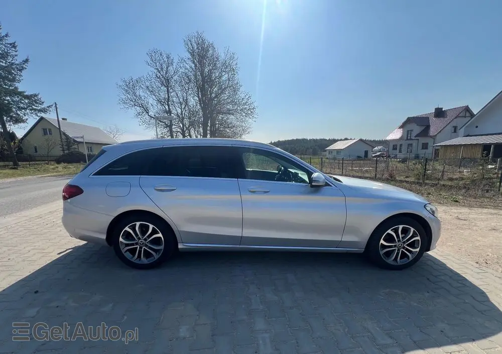 MERCEDES-BENZ Klasa C 180 (BlueTEC) d Avantgarde