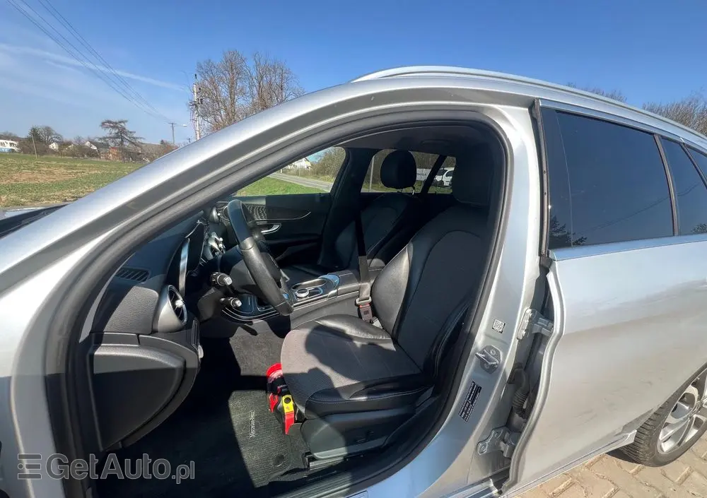 MERCEDES-BENZ Klasa C 180 (BlueTEC) d Avantgarde