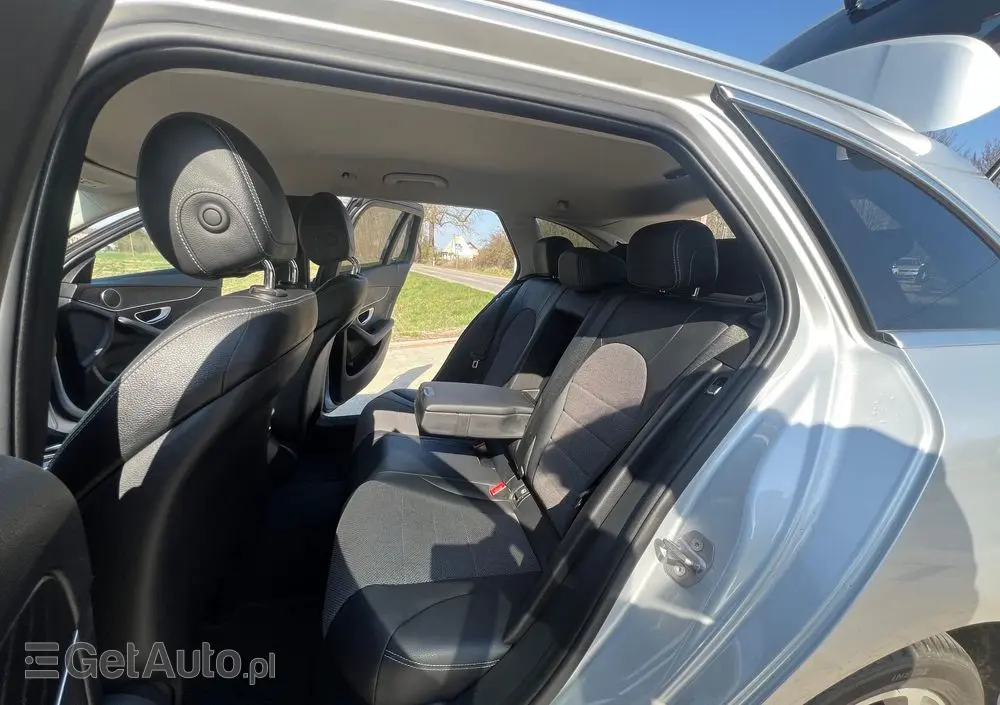 MERCEDES-BENZ Klasa C 180 (BlueTEC) d Avantgarde