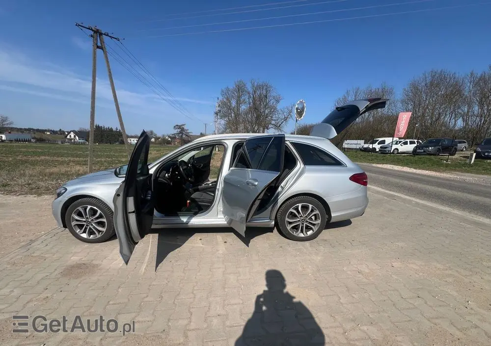 MERCEDES-BENZ Klasa C 180 (BlueTEC) d Avantgarde