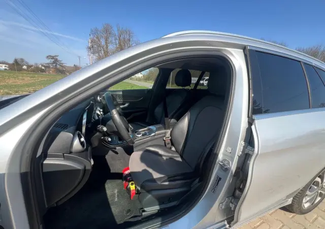 MERCEDES-BENZ Klasa C 180 (BlueTEC) d Avantgarde