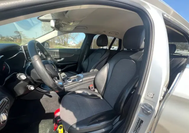 MERCEDES-BENZ Klasa C 180 (BlueTEC) d Avantgarde