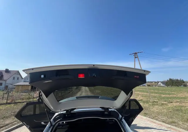 MERCEDES-BENZ Klasa C 180 (BlueTEC) d Avantgarde