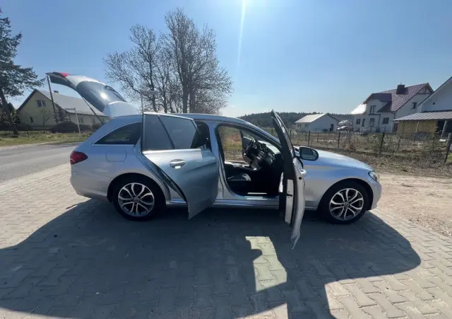 MERCEDES-BENZ Klasa C 180 (BlueTEC) d Avantgarde