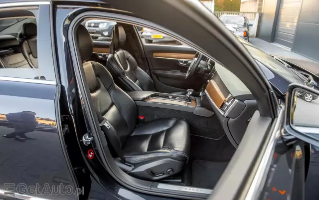 VOLVO S90 D5 AWD Geartronic Inscription