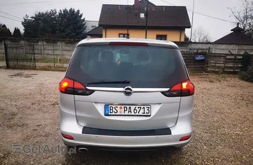 OPEL Zafira 