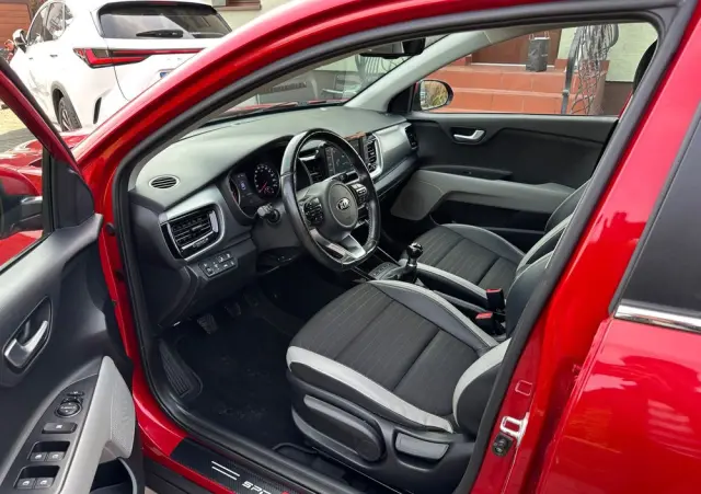 KIA Stonic 1.2 Edition 7