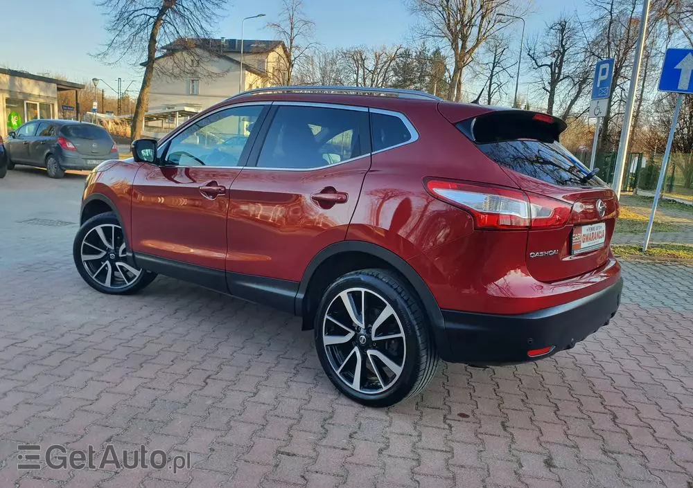 NISSAN Qashqai 1.6 DIG-T Tekna