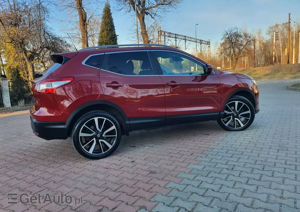 NISSAN Qashqai 1.6 DIG-T Tekna