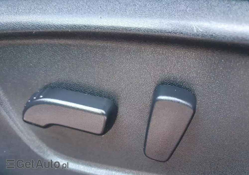 NISSAN Qashqai 1.6 DIG-T Tekna