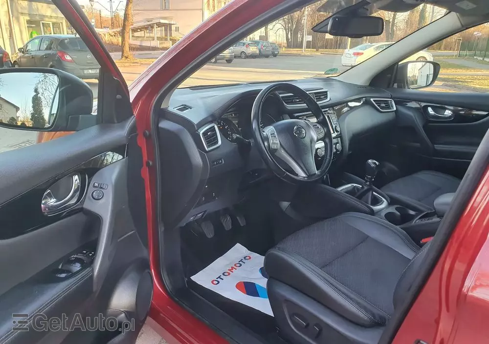NISSAN Qashqai 1.6 DIG-T Tekna