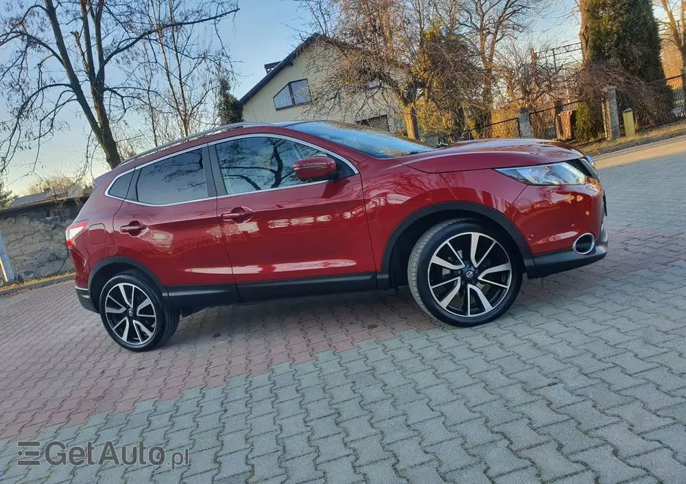 NISSAN Qashqai 1.6 DIG-T Tekna