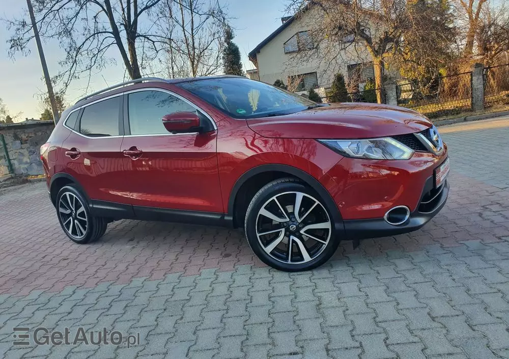 NISSAN Qashqai 1.6 DIG-T Tekna