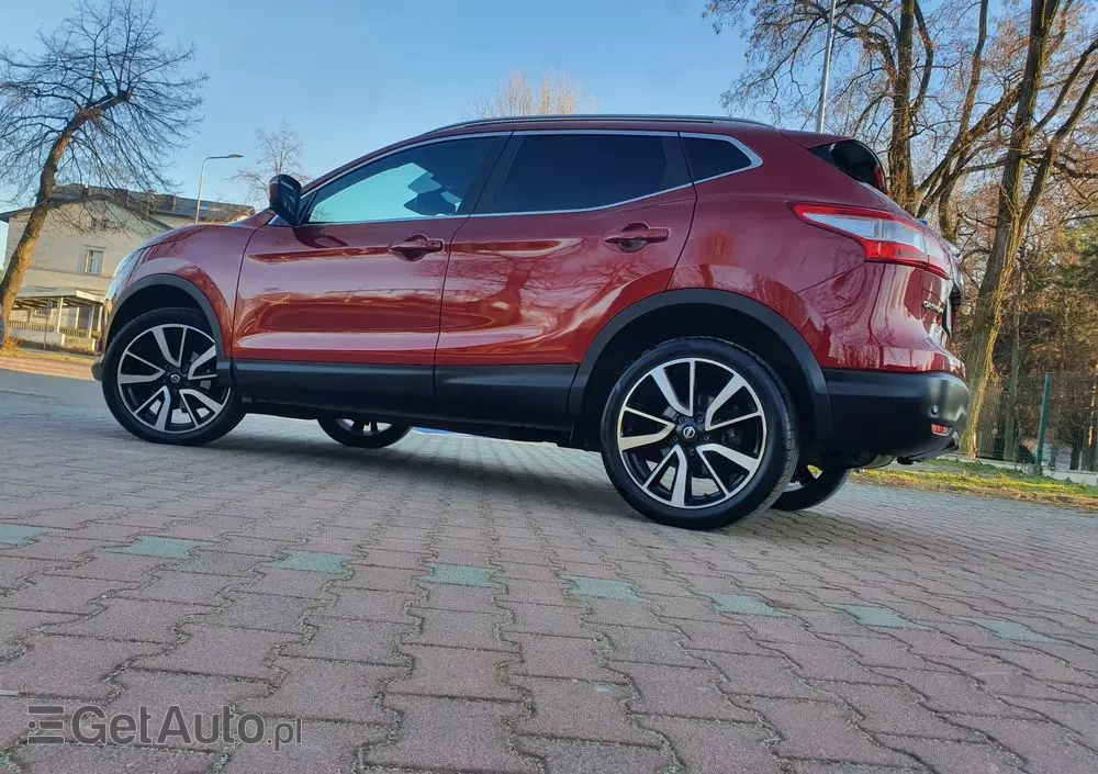 NISSAN Qashqai 1.6 DIG-T Tekna