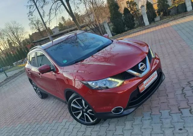 NISSAN Qashqai 1.6 DIG-T Tekna