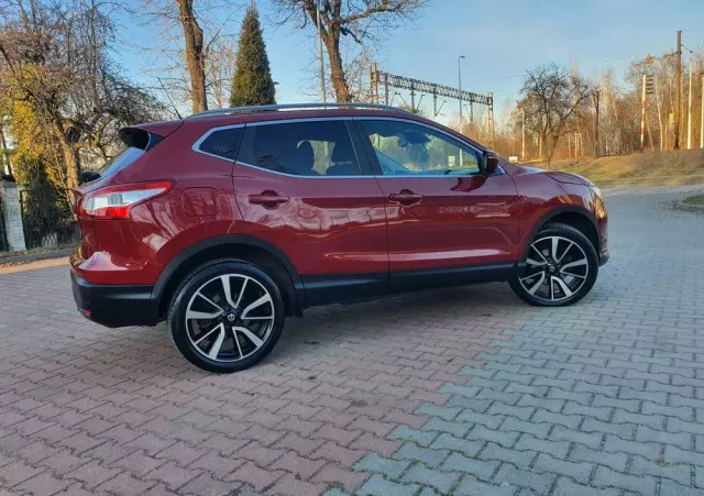 NISSAN Qashqai 1.6 DIG-T Tekna
