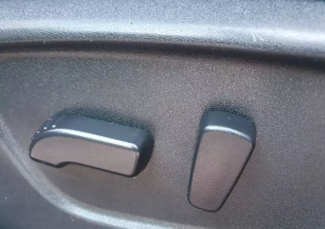 NISSAN Qashqai 1.6 DIG-T Tekna