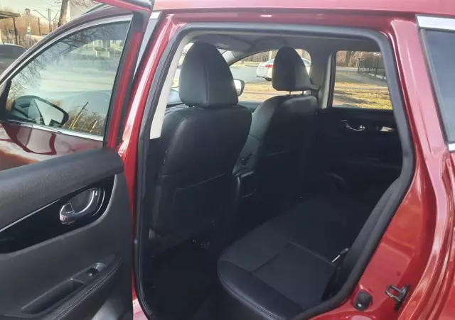 NISSAN Qashqai 1.6 DIG-T Tekna