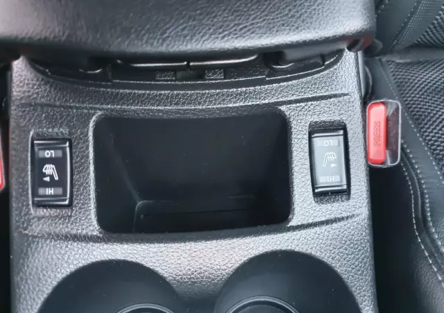 NISSAN Qashqai 1.6 DIG-T Tekna