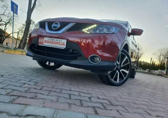 NISSAN Qashqai 1.6 DIG-T Tekna
