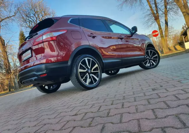 NISSAN Qashqai 1.6 DIG-T Tekna