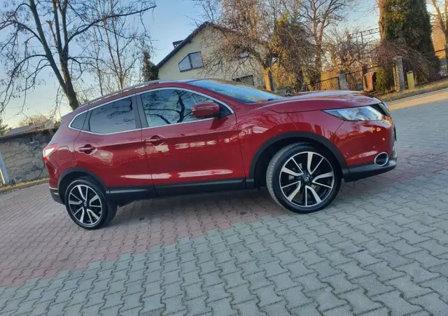 NISSAN Qashqai 1.6 DIG-T Tekna