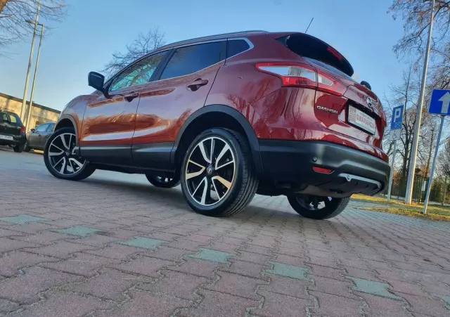 NISSAN Qashqai 1.6 DIG-T Tekna