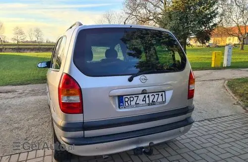 OPEL Zafira 