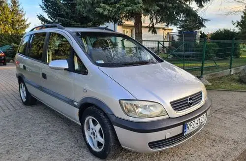 OPEL Zafira 