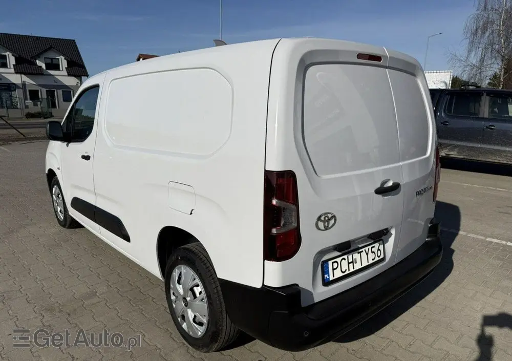 TOYOTA Proace City 