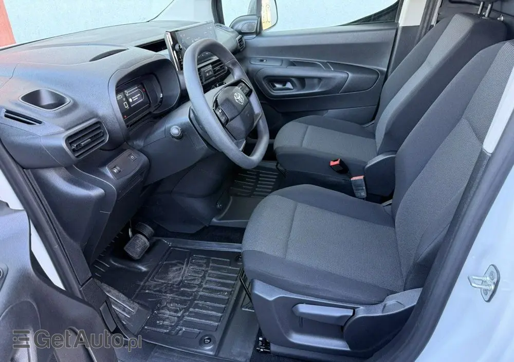 TOYOTA Proace City 