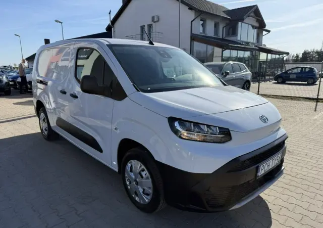TOYOTA Proace City 