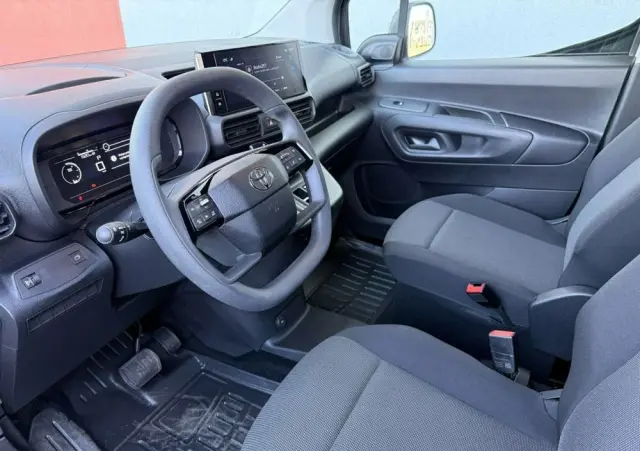 TOYOTA Proace City 
