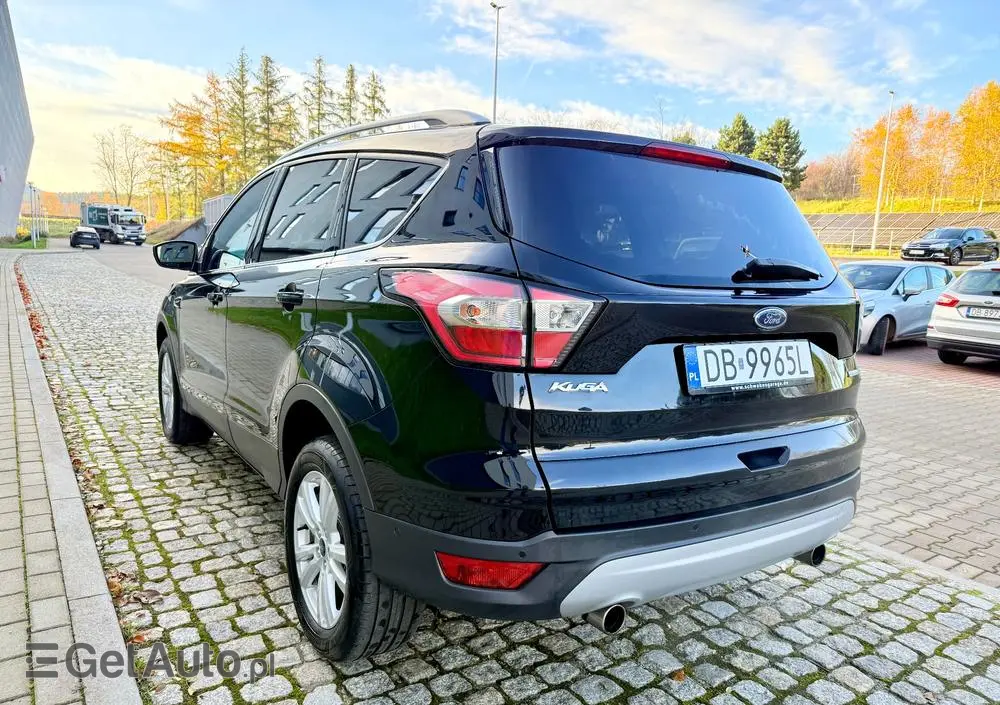 FORD Kuga 1.5 EcoBoost 2x4 Titanium