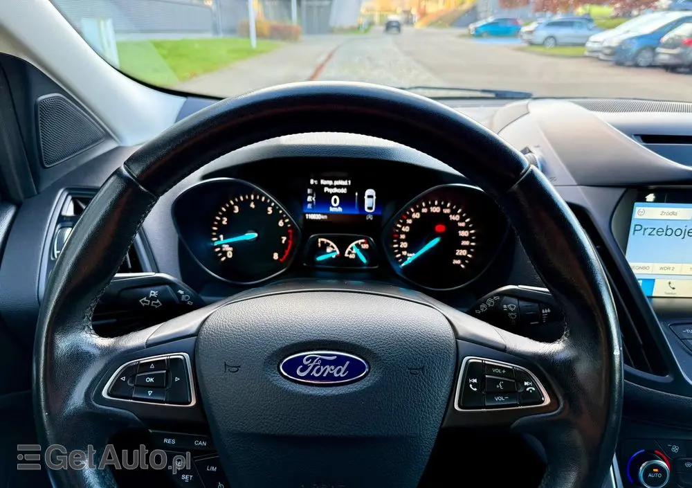 FORD Kuga 1.5 EcoBoost 2x4 Titanium