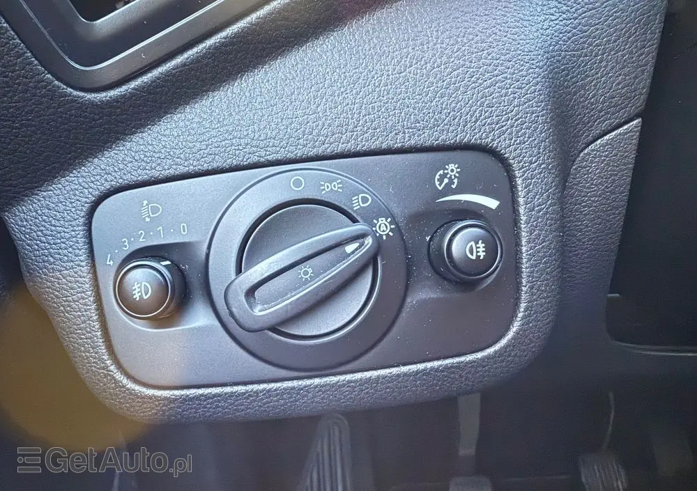 FORD Kuga 1.5 EcoBoost 2x4 Titanium